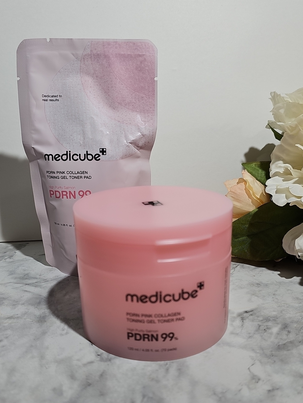 Medicube PDRN 99 Pink Collagen Toning Gel Pads